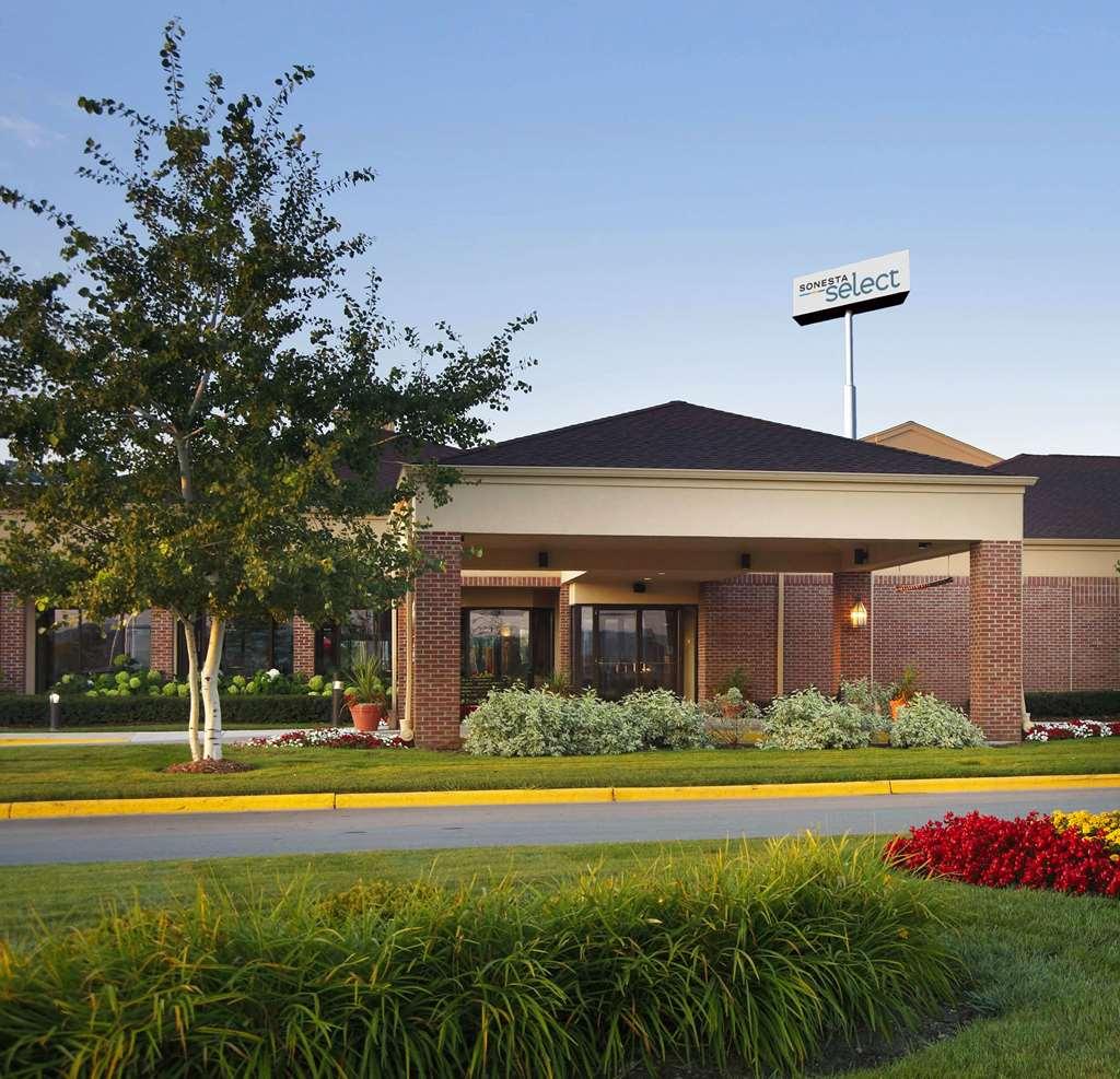 Hotel Sonesta Select Milwaukee Brookfield Exterior foto